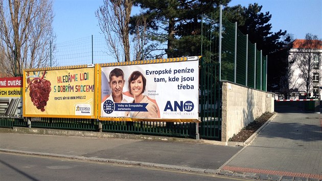 Billboard politickho hnut ANO ped kvtnovmi volbanmi do Evropskho parlamentu.