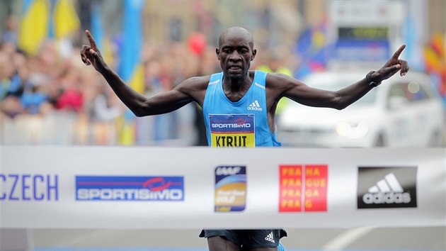 Praský plmaraton ovládl Kean Peter Kirui asem 59:22 minuty.