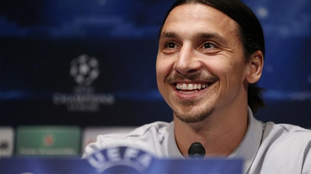 HVZDA. Zlatan Ibrahimovic, útoník PSG, na tiskové konferenci ped tvrtfinále