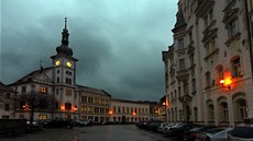 Loket je ochoten od krajské průmyslovky za jednu korunu převzít břímě - budovu Loket je ochoten od krajské průmyslovky za jednu korunu převzít břímě - budovu