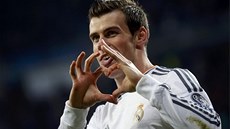 Gareth Bale z Realu Madrid oslavuje svj gól proti Dortmundu.