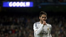 2:0. Isco z Realu Madrid oslavuje gól v síti Dortmundu.