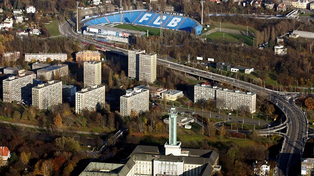 Leteck pohled na ostravsk Bazaly tak, jak je znaj divci z posledn doby.