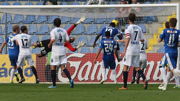 LIBEREC VYROVNV. Severoei z tto situace vyrovnali proti Slovcku na 1:1, prosadil se stoper Jan Rajnoch (nen na snmku).