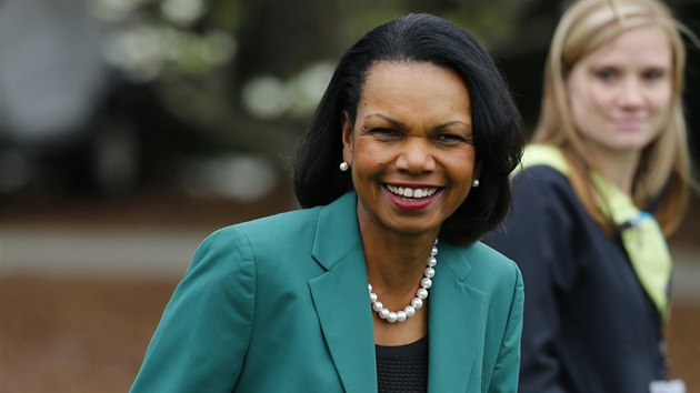 V TRADINM ZELENM SAKU. Condoleezza Riceov, jedna z prvnch dvou lenek Augusty.