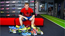 Botu si zkoušejte ideálně na běžícím pásu, rozhodně ne jen v sedě, radí Vítek Botu si zkoušejte ideálně na běžícím pásu, rozhodně ne jen v sedě, radí Vítek