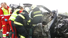 Dopravní nehoda na silnici první tídy íslo 11 v Hradci Králové. (10. 4. 2014)