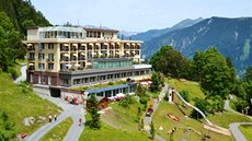 Märchenhotel Bellevue, pohádková vyhlídka v horách výcarského kantonu Glarus.