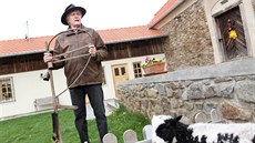 Miloslav Zapletal na své Farmě Blaník (18. dubna 2014) Miloslav Zapletal na své Farmě Blaník (18. dubna 2014)