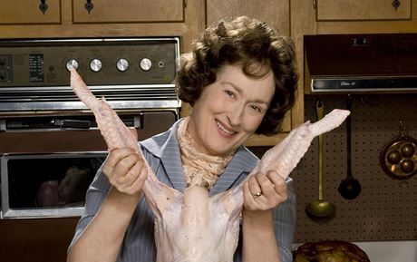 Meryl Streepová v kuchaském ivotopisu Julie a Julia (2009)