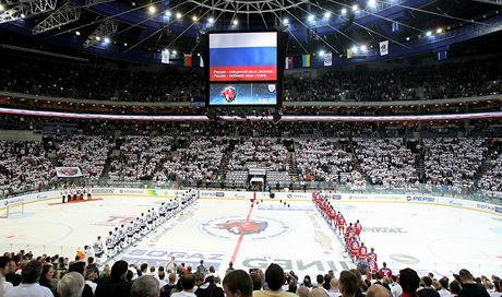 O2 arena pi finále KHL mezi Lvem Praha a Magnitogorskem. 