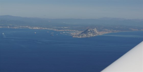 Známá gibraltarská skála, která vytváí pnutí mezi Británií (které patí) a...