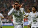 Obránce Sergio Ramos se raduje ze vsteleného gólu v semifinále Ligy mistr...