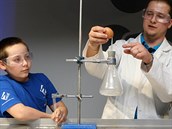 IQlandie v Liberci a laboratorní hry s vají�ky.