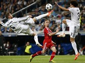 Frank Ribry z Bayernu Mnichov se v prvnm semifinle Ligy mistr proti Realu...