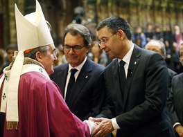 NA POHBU. Kardinál Lluis Martinez Sistach v hovoru s katalánským prezidentem...