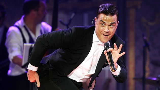 Robbie Williams pedvedl v Praze 26.4. 2014 svoji swingovou show.