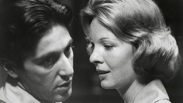 Al Pacino a Diane Keatonov ve filmu Kmotr (1972)