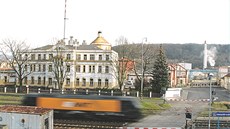 V seznamu ústeckých brownfieldů je i průmyslová zóna Tonaso ve čtvrti Neštěmice. V seznamu ústeckých brownfieldů je i průmyslová zóna Tonaso ve čtvrti Neštěmice.
