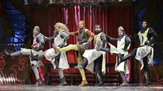 Muzikál Spamalot je adaptací celoveerního snímku Monty Python a Svatý Grál.