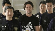 Rifat Hadziahmetovič z Černé Hory. Se svým kumpánem z Růžových panterů měl v... Rifat Hadziahmetovič z Černé Hory. Se svým kumpánem z Růžových panterů měl v...