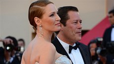 Uma Thurmanová a Arpad Busson (Cannes, 26. května 2013) Uma Thurmanová a Arpad Busson (Cannes, 26. května 2013)