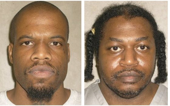 Odsouzenci na smrt Charles Warner (vpravo) a Clayton Lockett.