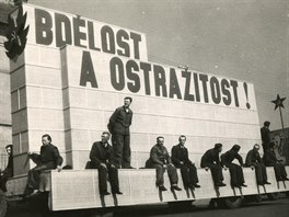 MLADÁ BOLESLAV 1950. Bdlost a ostraitost, hlásal zaátkem 50. let jeden z...