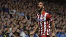 ÍLENÝ RADOSTÍ. Arda Turan z Atlétika Madrid oslavuje svojí branku na hiti