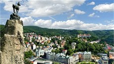 Karlovy Vary od vyhlídky Jelení skok Karlovy Vary od vyhlídky Jelení skok