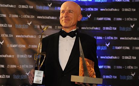Hlavní cenu získal snímek Jako nikdy reiséra Zdeka Tyce. Ten získal cenu za nejlepí film i od studentské poroty.