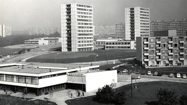 Encyklopedie djin msta Brna schrauje historick fotografie msta. Zachycuj i sdlit Lesn krtce po jeho dokonen.