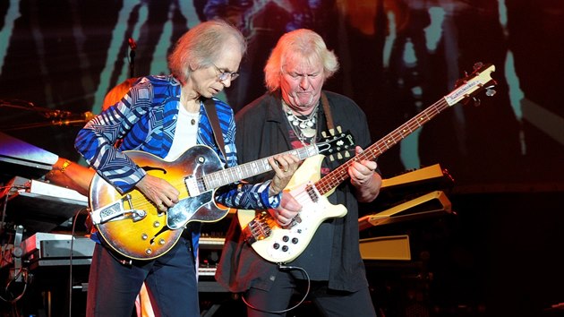 Steve Howe (vlevo) a Chris Squire z kapely Yes