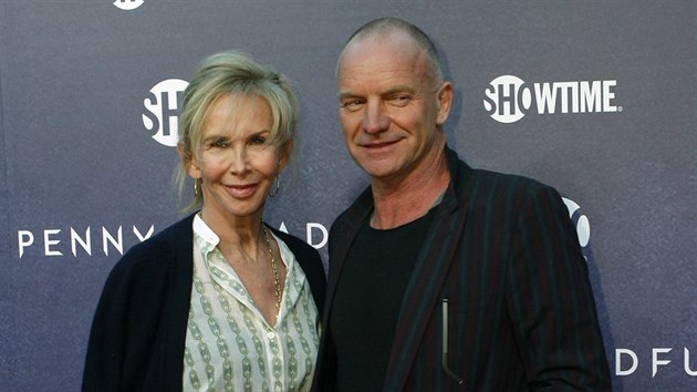 Sting a jeho manelka Trudie Stylerov na premie televiznho serilu Penny Dreadful (New York, 6. kvtna 2014)