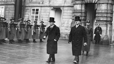 Edvard Beneš (v cylindru vlevo) dostal čestné občanství Jihlavy v roce 1938... Edvard Beneš (v cylindru vlevo) dostal čestné občanství Jihlavy v roce 1938...