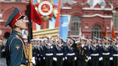 Vojenskou pehlídkou na Rudém námstí oslavila Moskva výroí konce druhé