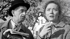 Vlastimil Brodský a Viola Zinková ve filmu intamani & podvodník (1964)