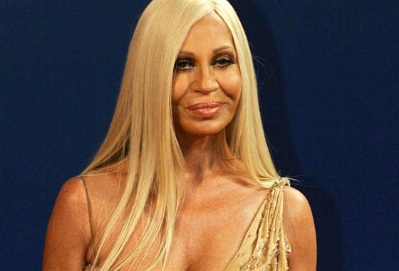 Donatella Versace v roce 2004