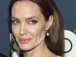 Angelina Jolie na premiée filmu The Normal Heart (New York, 12. kvtna 2014)