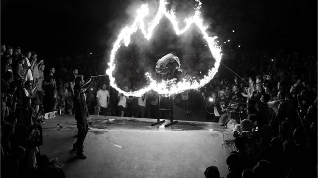 Ohniv prsten, Ring of Fire, je jednou z nejvtch skateboardingovch atrakc. V dnsk Kodani si ho v roce 2011 vychutnal Chris Cole.
