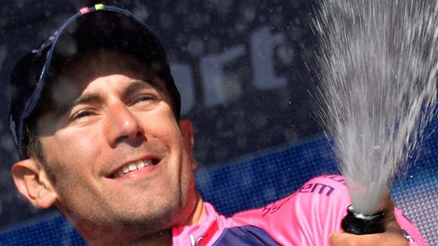 Diego Ulissi slav vtzstv v pt etap Giro d' Italia.