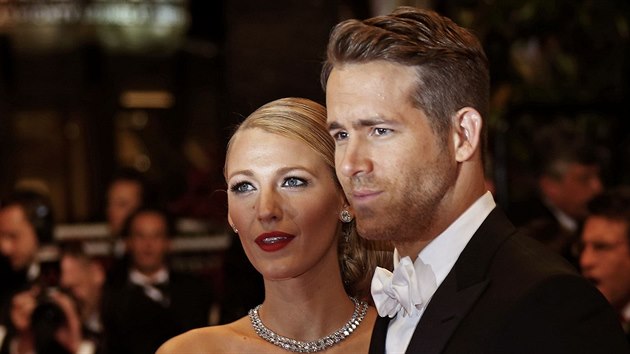 Blake Lively a Ryan Reynolds (Cannes, 16. kvtna 2014)