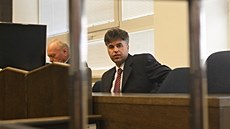 Řidič autobusu Josef Zelený dostal ve středu u žďárského okresního soudu Řidič autobusu Josef Zelený dostal ve středu u žďárského okresního soudu
