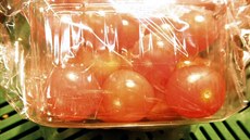 Marocká cherry rajčata způsobující zažívací potíže byla k dostání v sítích... Marocká cherry rajčata způsobující zažívací potíže byla k dostání v sítích...