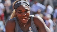 Serena Williamsová s trofejí pro vítězku turnaje v Římě. Serena Williamsová s trofejí pro vítězku turnaje v Římě.