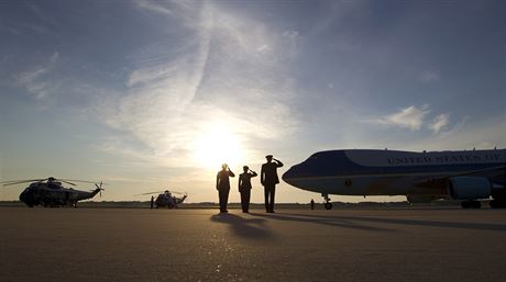 Air Force One s americkým prezidentem Barackem Obamou na palub po návratu z...