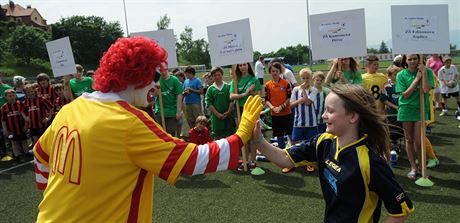 Krajské finále 17. roníku McDonald's Cupu se hrálo v Teplicích na Stínadlech.