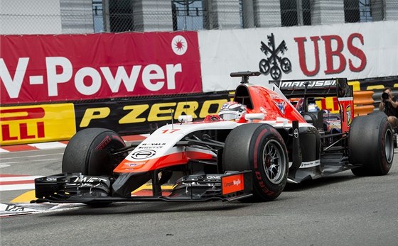 ZA PRVNÍMI BODY KARIÉRY. Jules Bianchi s vozem Marussia pi Velké cen Monaka