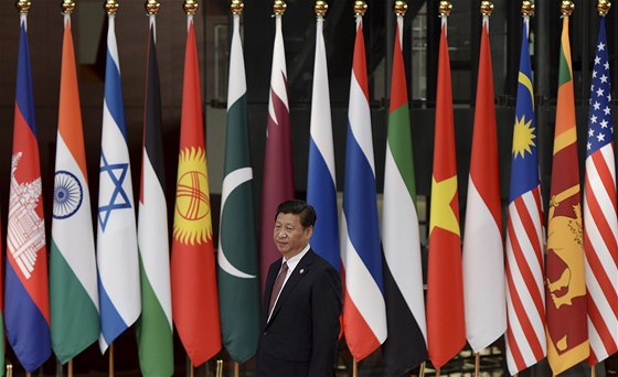 ínský prezident Si in-pching na summitu asijských stát (21. 5. 2014).