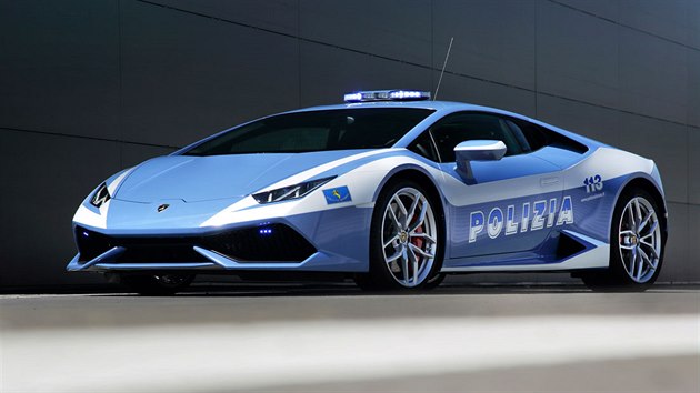 Nov Lamborghini Huracn LP 610-4 ve slubch italsk policie